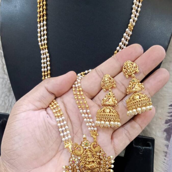 Stunning Pearls Necklace